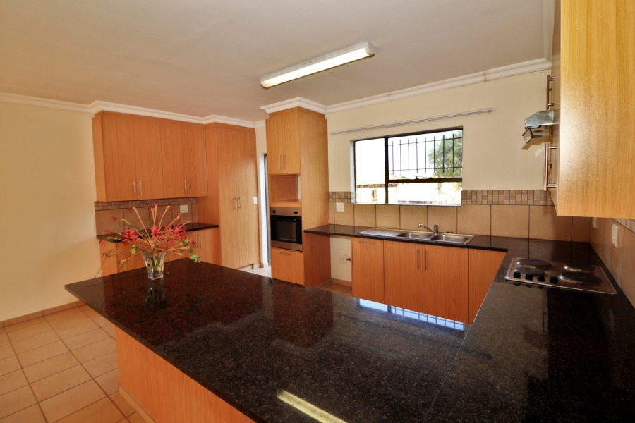 2 Bedroom Property for Sale in Langenhovenpark Free State